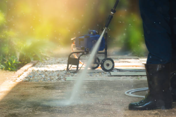 Best Spring Cleaning  in East Lansing, MI